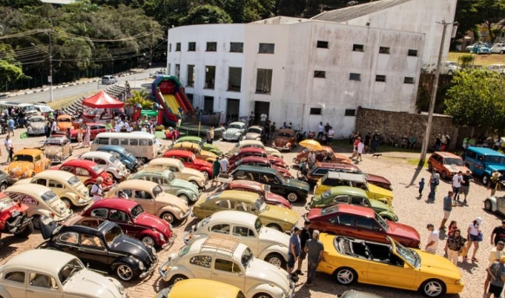 Atibaia recebe tradicional aniversário do Clube do Fusca com apoio da Prefeitura