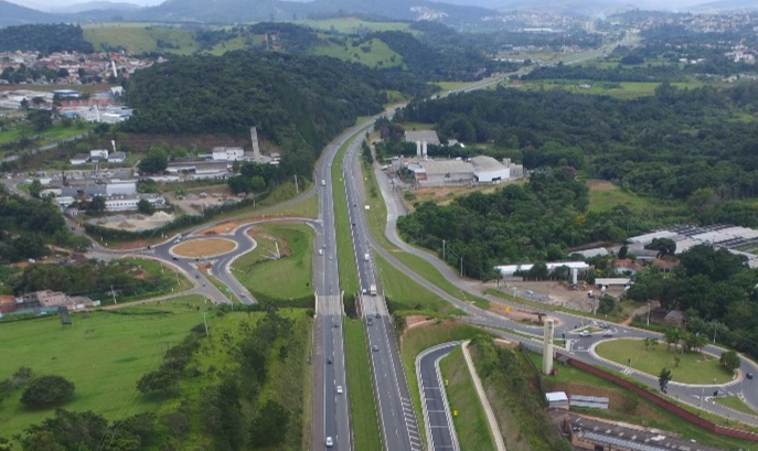 Rodovia D. Pedro I (SP-065) terá interdição para obra no pavimento, em Atibaia, a partir de segunda-feira (17/2)