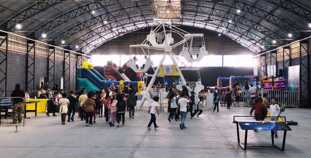 Atibaia Fest 2026 recebe mais de 1,7 mil alunos da rede municipal para dias de lazer e integração