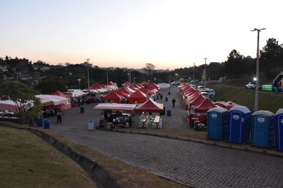 Feira Noturna terá programação alterada neste final de ano