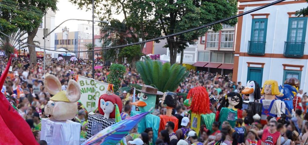 Carnaval 2026 em Atibaia reúne 60 mil pessoas e tem saldo positivo de segurança e organização