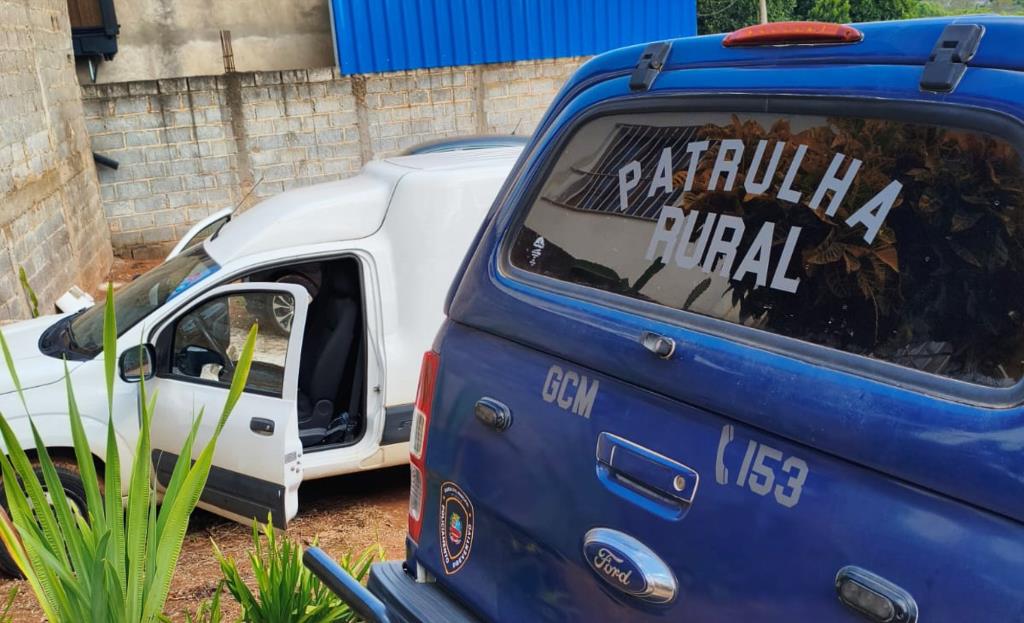 GCM de Atibaia localiza veículo furtado em Bragança Paulista