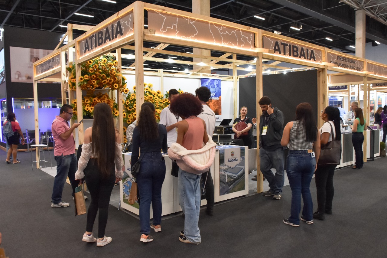 Atibaia divulga turismo, agronegócio e desenvolvimento econômico na Feira do Empreendedor