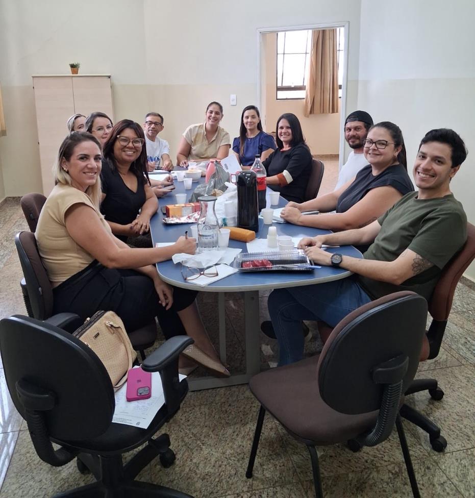 Reunião de ações de combate à dengue