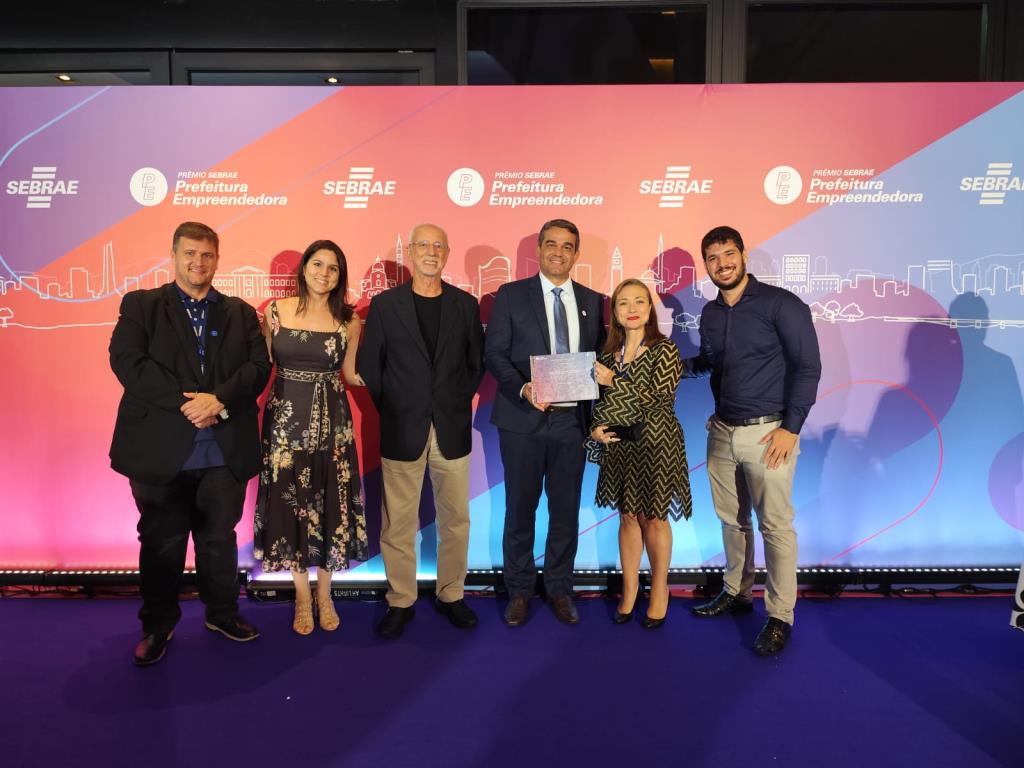 Pirassununga recebe selo de prefeitura empreendedora