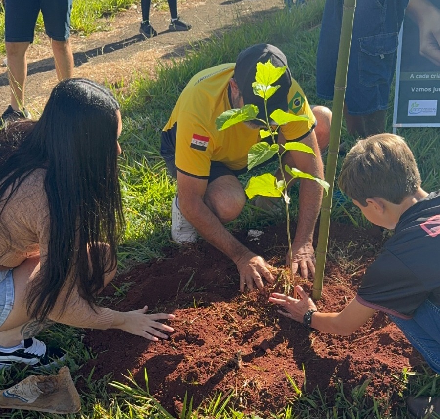Projeto "Reviva, Floresce uma Vida"