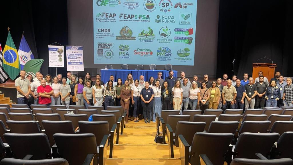 Pirassununga participa de encontro do programa Município Agro