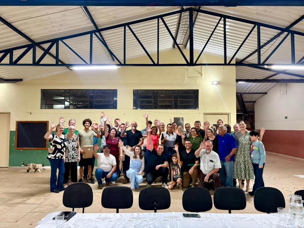 Cerimônia entrega matrículas do REURB