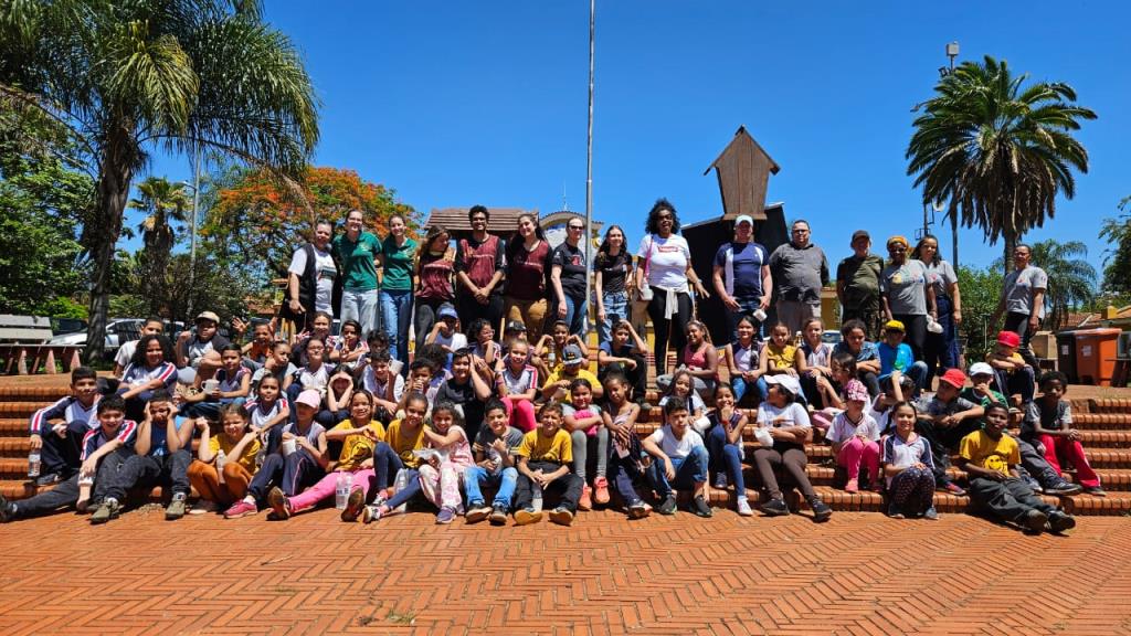 Vivência ambiental para alunos da rede municipal