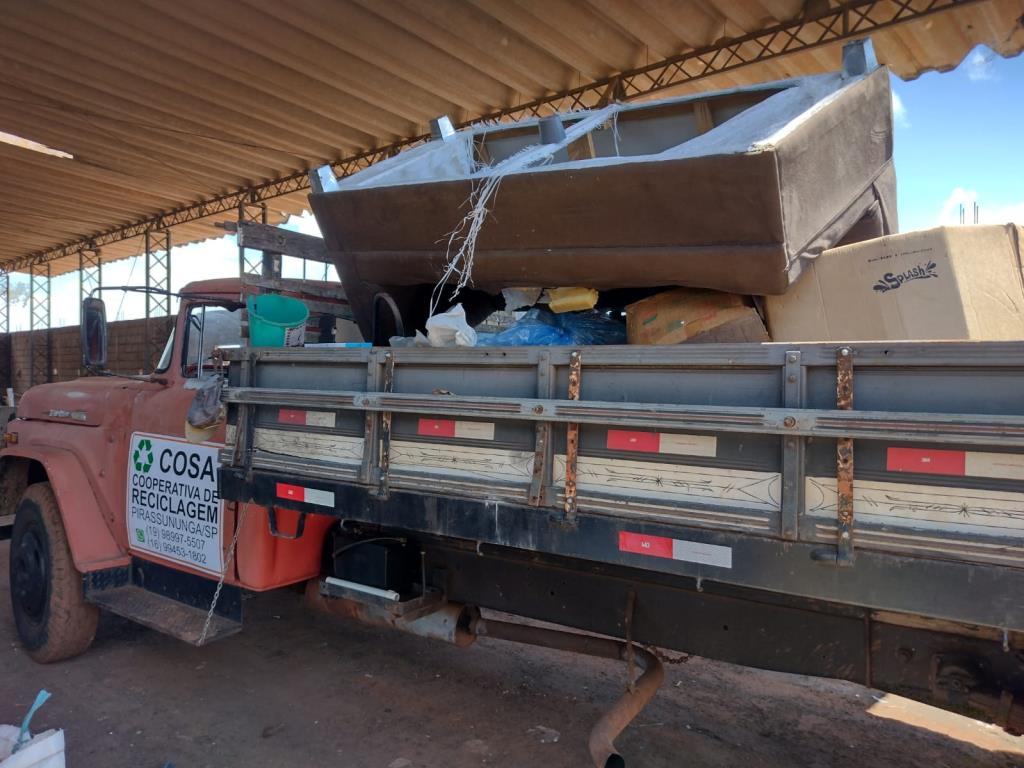 Mutirão de cata-treco