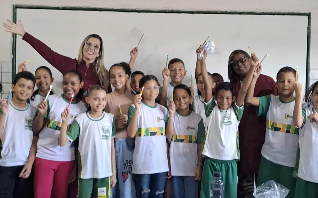 Prefeitura promove o “Dia B” e leva saúde bucal às escolas com ações lúdicas e preventivas