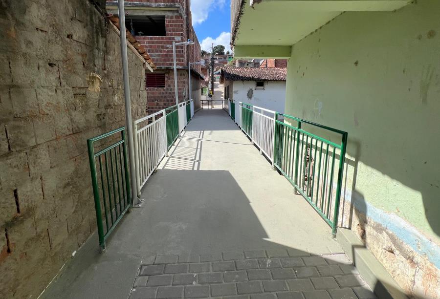 Uma nova ponte entregue na COHAB
