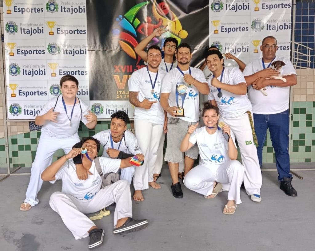 Capoeira de Santa Adélia conquista 2º lugar geral nos Jogos de Verão de Itajobi