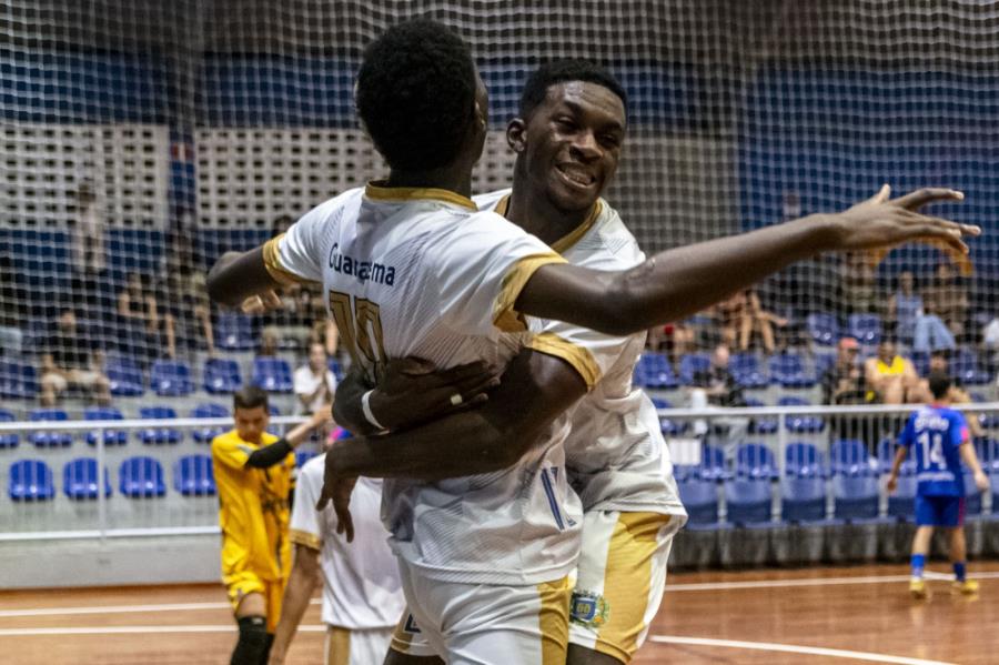 Guararema Futsal enfrenta Francisco Morato na final da Liga LPF