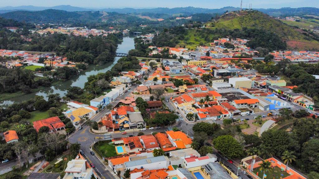 Prefeitura de Guararema inicia campanha Maio Laranja para combater violência contra crianças e adolescentes