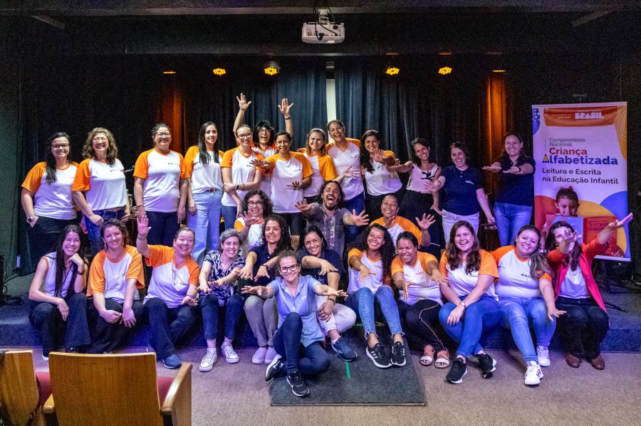 Professoras de Guararema concluem Projeto Leitura e Escrita na Educação Infantil