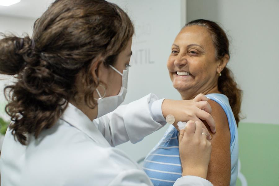 Vacinação contra a gripe será realizada neste domingo em diversos bairros de Guararema