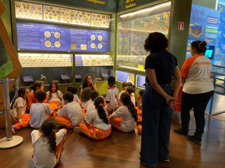 Alunos da Rede Municipal de Ensino de Guararema Guararema visitam o Museu Catavento