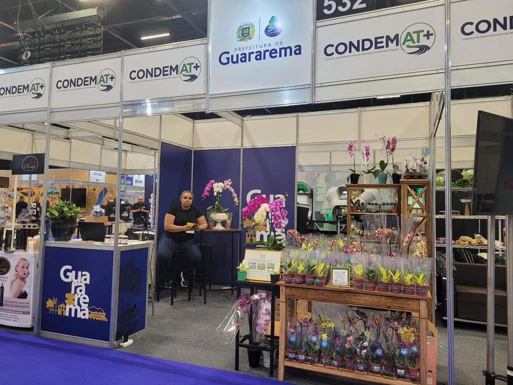 Prefeitura participa da Feira do Empreendedor 2025 ao lado do Condemat+