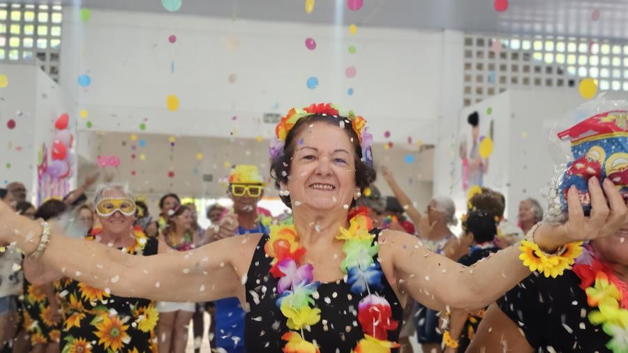 Prefeitura de Guararema promove Carnaval no Centro de Convivência do Idoso