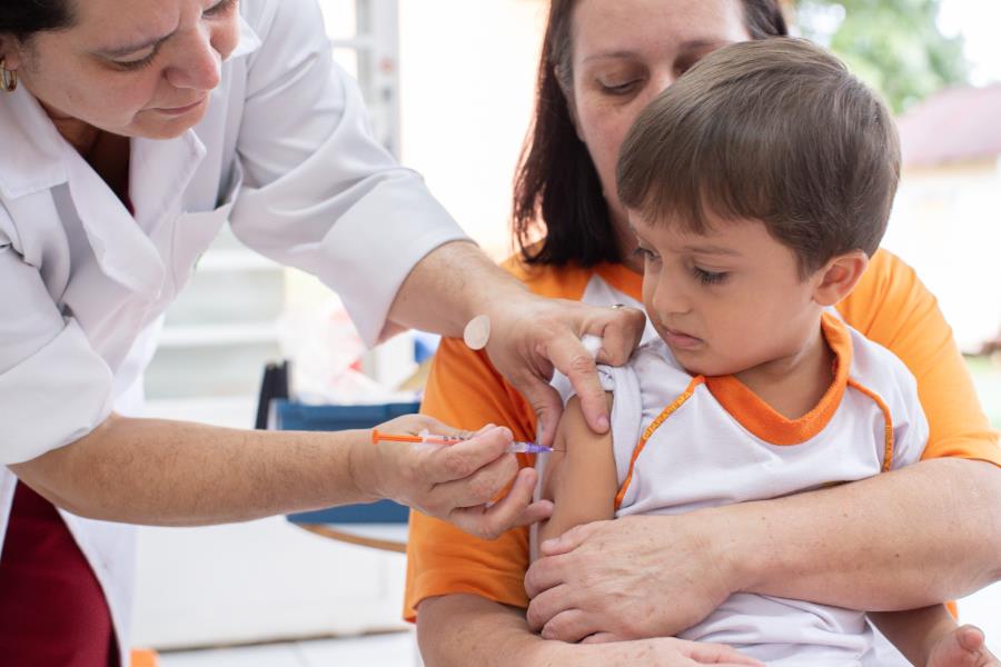 Saúde de Guararema adere à campanha de vacinação nas escolas