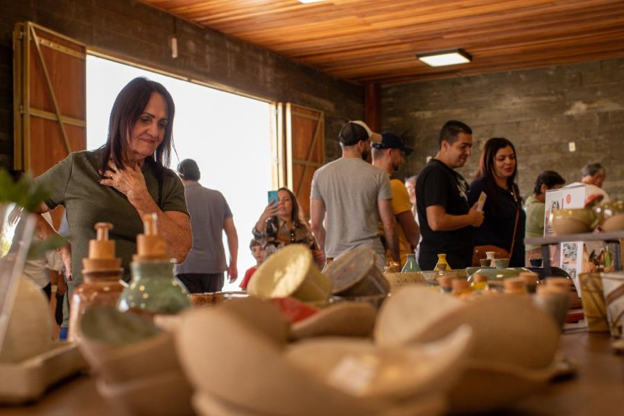Último fim de semana do 5º Festival Arte em Cerâmica de Guararema tem oficinas práticas e gratuitas