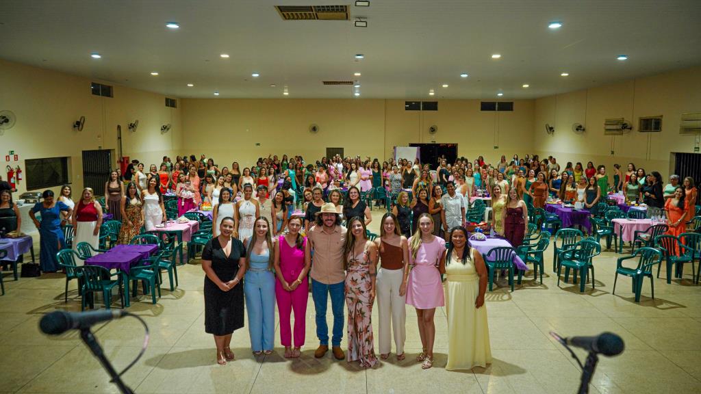 Jantar com servidoras marca encerramento do Mês da Mulher em Batayporã