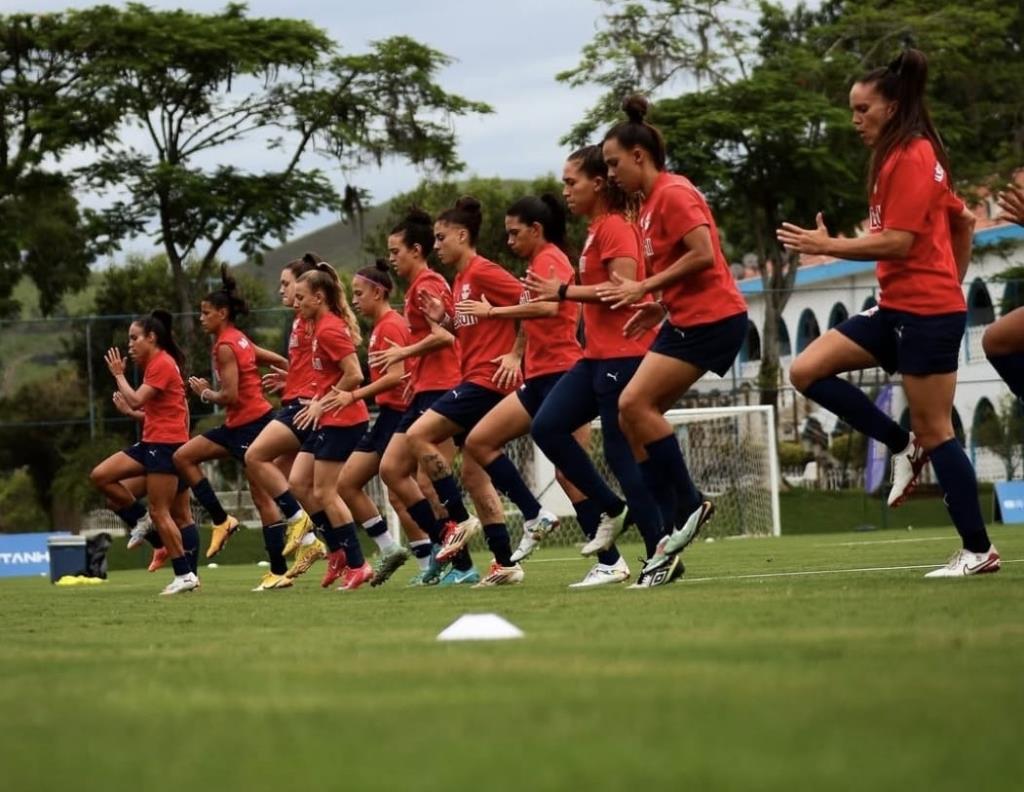 Time feminino do Red Bull Bragantino realiza treino aberto ao público no Campo Sebastião Camanducci nesta quarta-feira (4)