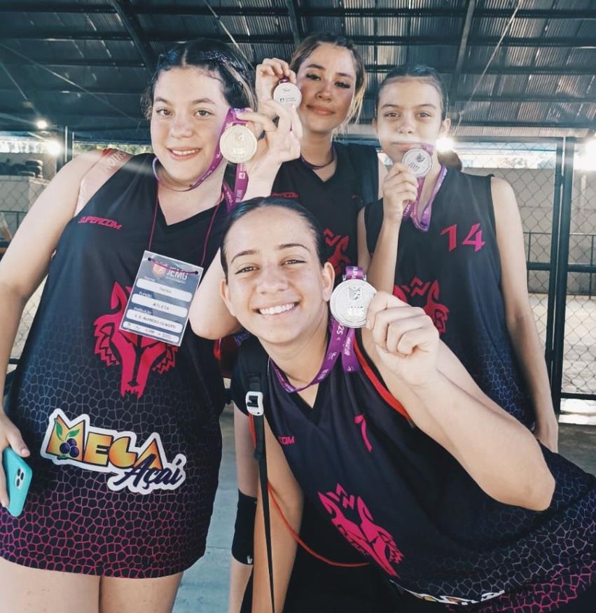 Time feminino de Extrema da modalidade Basquete 3x3 passa de fase e garante vaga inédita na etapa estadual dos Jogos Escolares de Minas Gerais