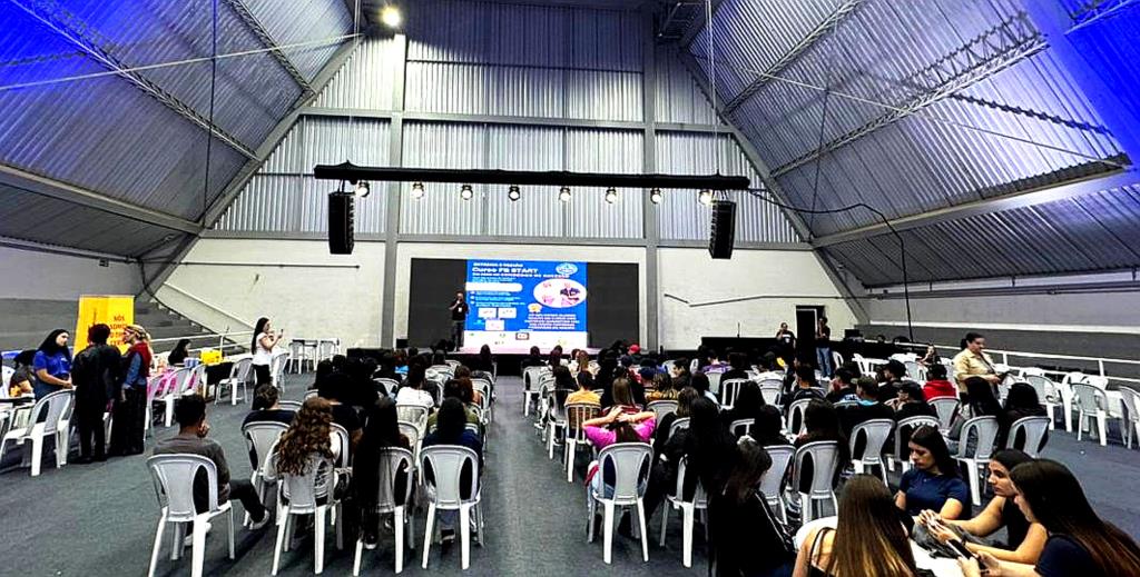 1º Feirão de Empregabilidade de Extrema registra mais de 500 contratações e milhares de atendimentos