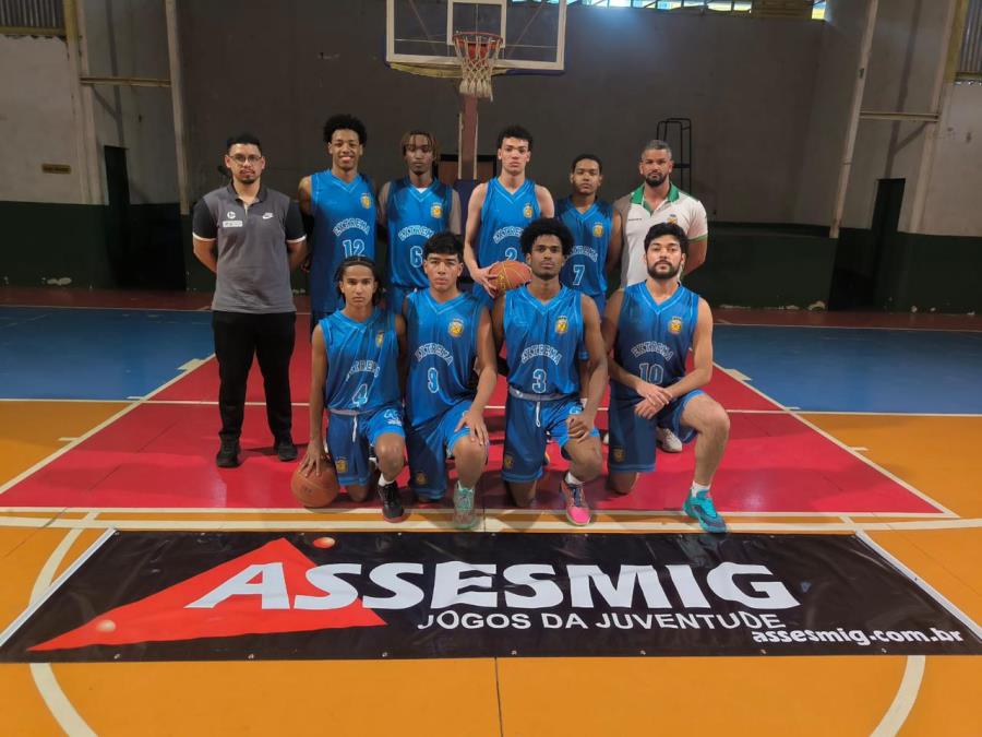 Times de basquete de Extrema estreiam em jogos da fase classificatória do JOJU e garantem vitórias em todas as disputas