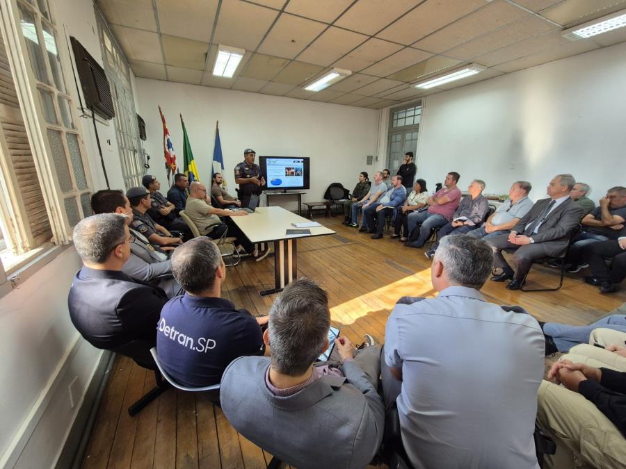 Reunião do GGI em Taubaté destaca queda nos homicídios e reforça integração entre forças de segurança