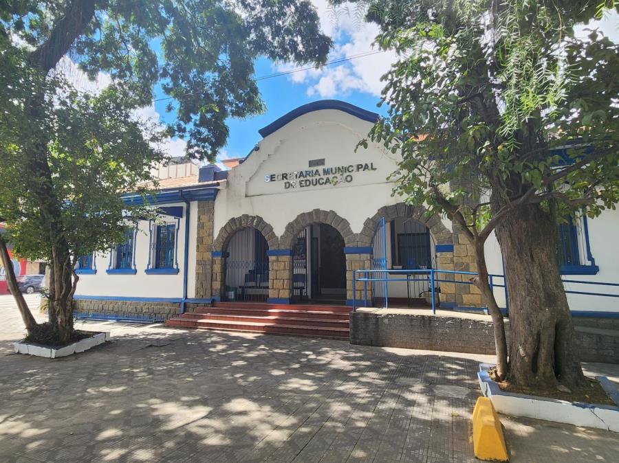 Secretaria de Educação promove música e artesanato com a Sexta Cultural na Praça