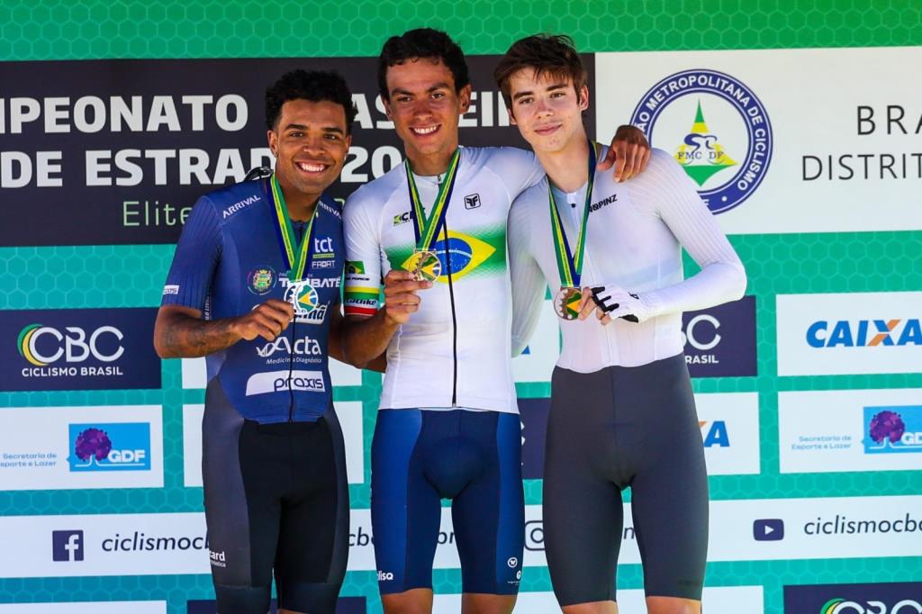 Ciclismo de Taubaté conquista medalhas de prata e bronze no Brasileiro da categoria