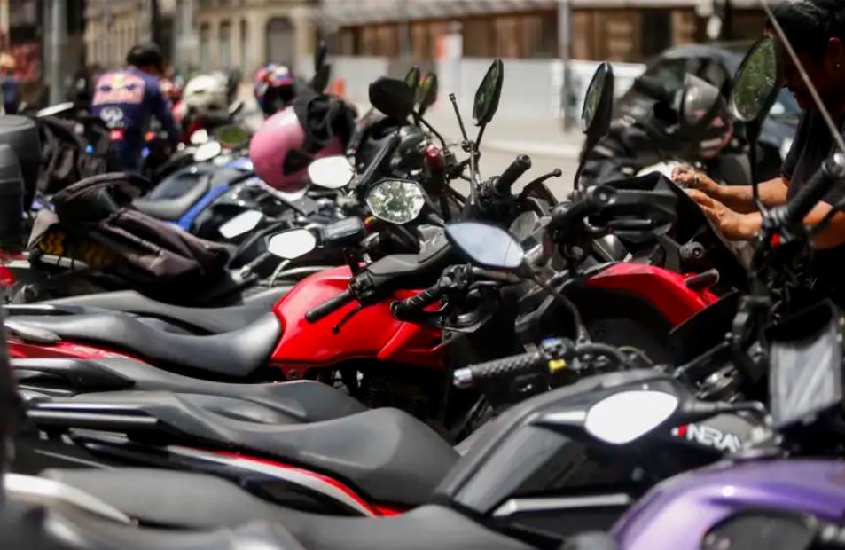 Taubaté promove curso gratuito de direção defensiva exclusivo para mulheres