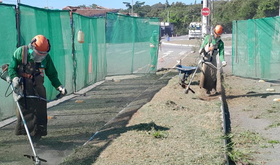 Prefeitura desenvolve serviços de zeladoria em diversas regiões da cidade