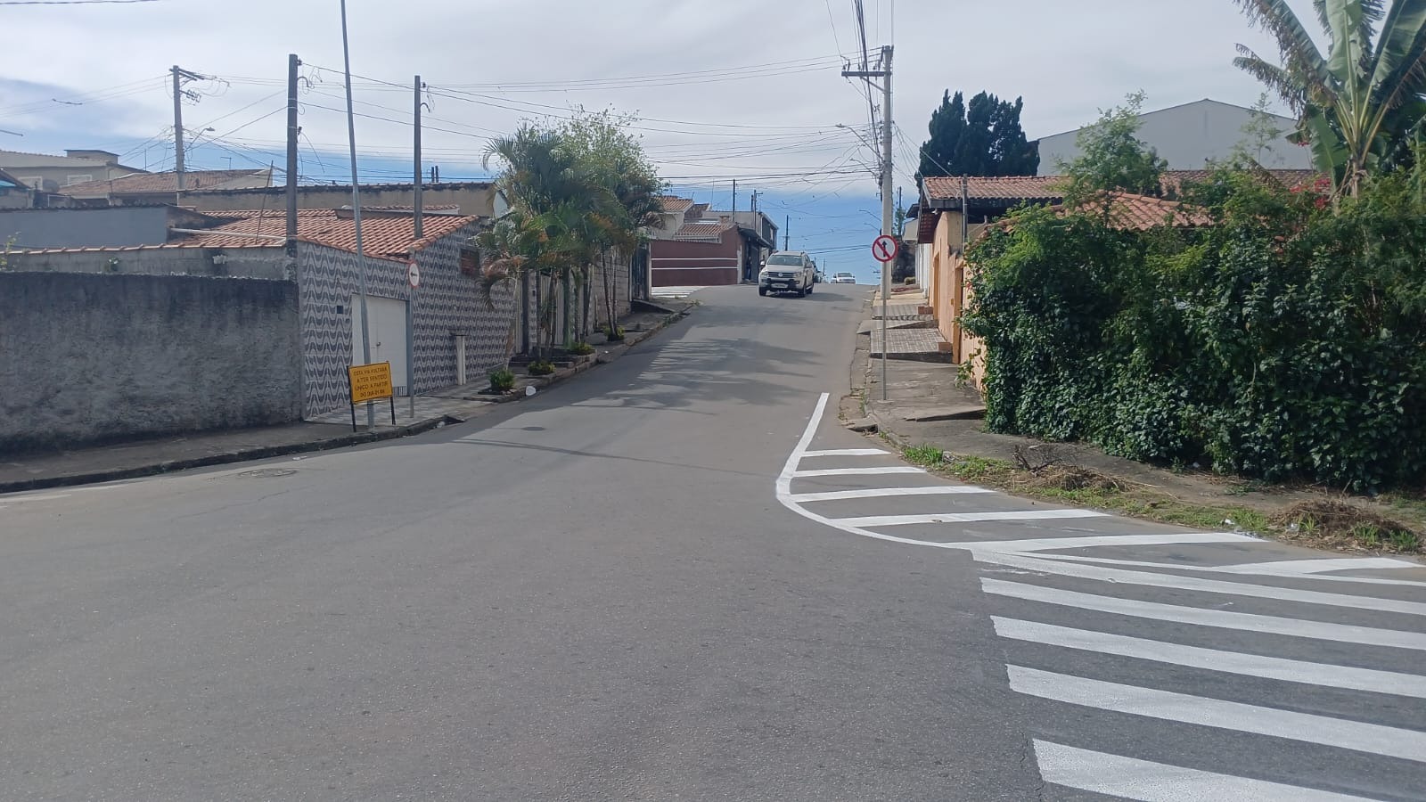 Após obra, Mobilidade Urbana volta a implantar mão única em rua na Estiva