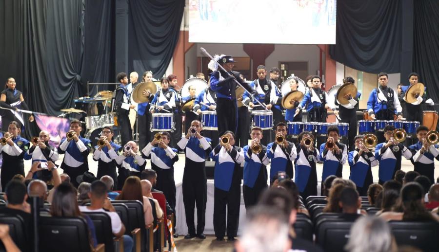 Celebração de 50 anos da Famuta reúne mais de 1.000 pessoas no auditório do Sedes