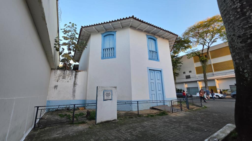 Obras na Capela do Pilar incluem reparos nas paredes de taipa, arco-cruzeiro e cobertura