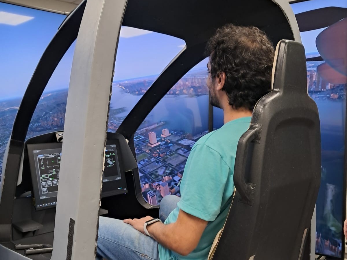 Representantes das escolas Sítio II e Santa Luzia Rural visitam Colégio Embraer e EVE Air Mobility