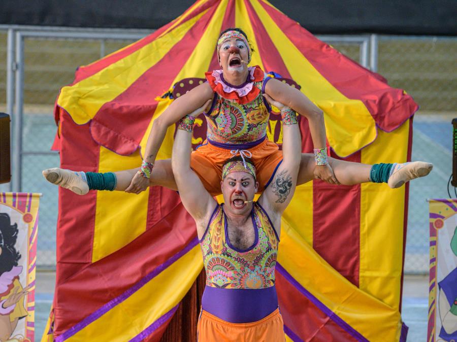 Dom Epaminondas recebe espetáculo de rua com Cia dos Tortos neste sábado (11)