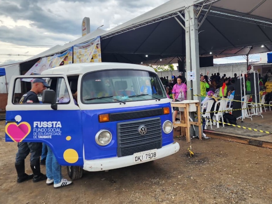 Fundo Social de Solidariedade faz doações para pontos de apoio a romeiros na Via Dutra