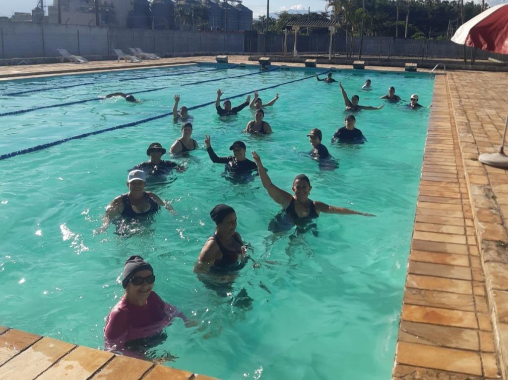 Prefeitura abre inscrições para 150 vagas gratuitas de natação e hidroginástica em parceria com Sest Senat