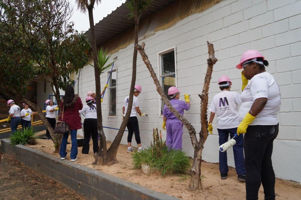 Fundo Social abre inscrições para cursos gratuitos de pintura residencial e jardinagem para mulheres