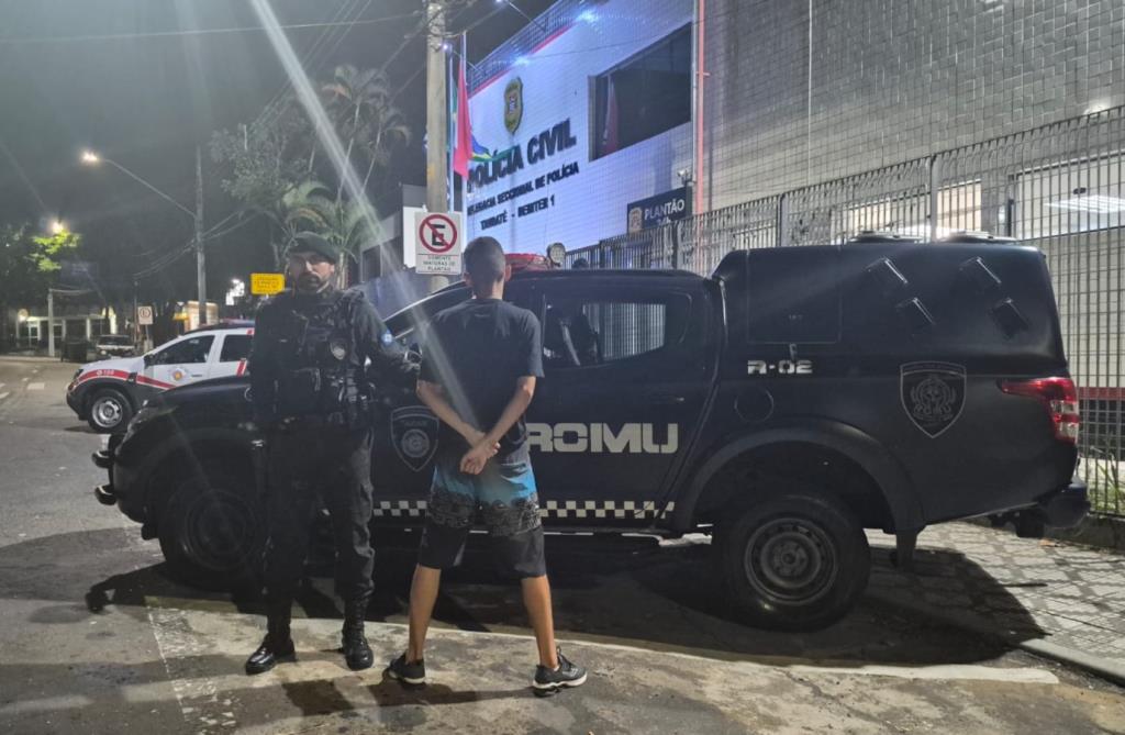 Guarda Civil realiza prisões e apreensões de drogas e veículos em ações no fim de semana