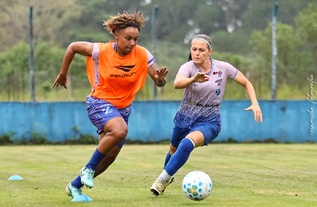 Equipe de Taubaté estreia no Brasileiro Feminino A2 com atletas formadas na base