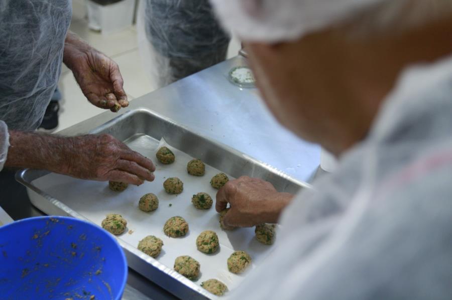 Cozinha Experimental abre inscrições para curso de culinária básica