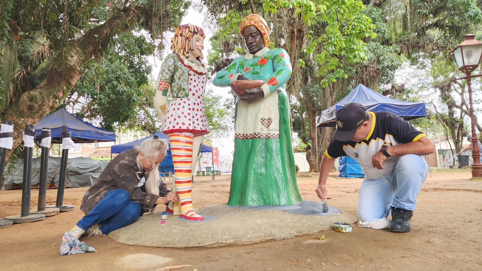 Prefeitura finaliza restauro de esculturas no Sítio do Picapau Amarelo