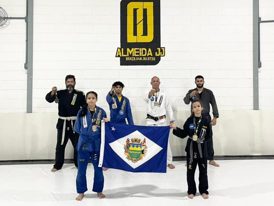 Jiu-Jitsu de Taubaté conquista sete medalhas no Circuito Nacional