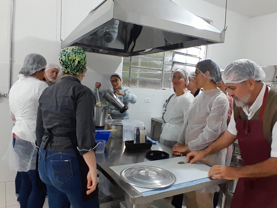 Cozinhalimento abre inscrições gratuitas para curso de ‘Comida de Boteco’